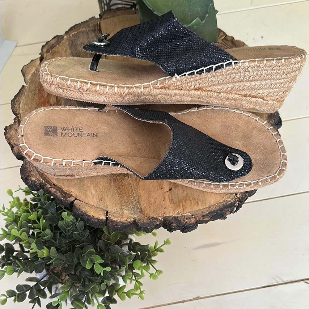 🆕 White Mountain Black and Tan Espadrille Slide Thong Sandals•Size 8 - Picture 2 of 16